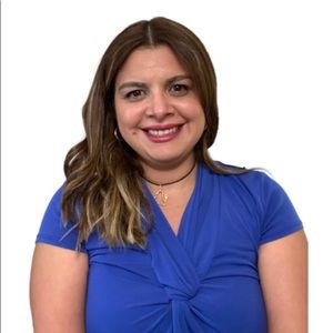 Meet your Posher, Maira